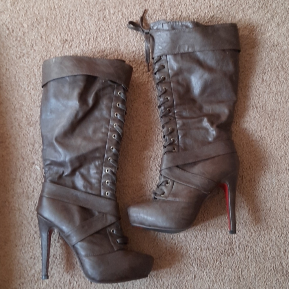 Stilletto Lace up Grannyboots